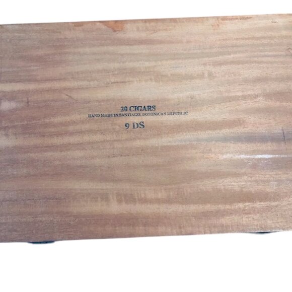 Vintage LA Gloria Cabanna de E.P.C. Cigar Box 2005 - Picture 8 of 10